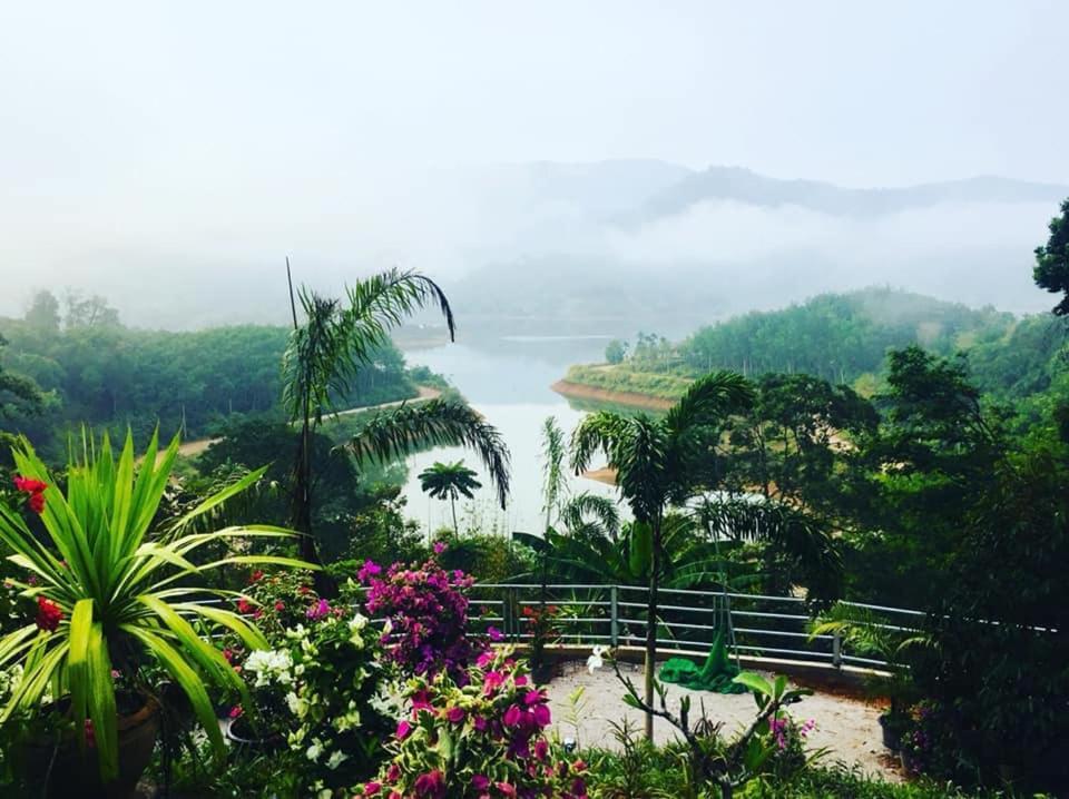 Baanhatsompaen Homestay Ranong Eksteriør billede