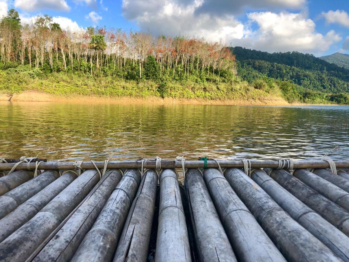 Baanhatsompaen Homestay Ranong Eksteriør billede