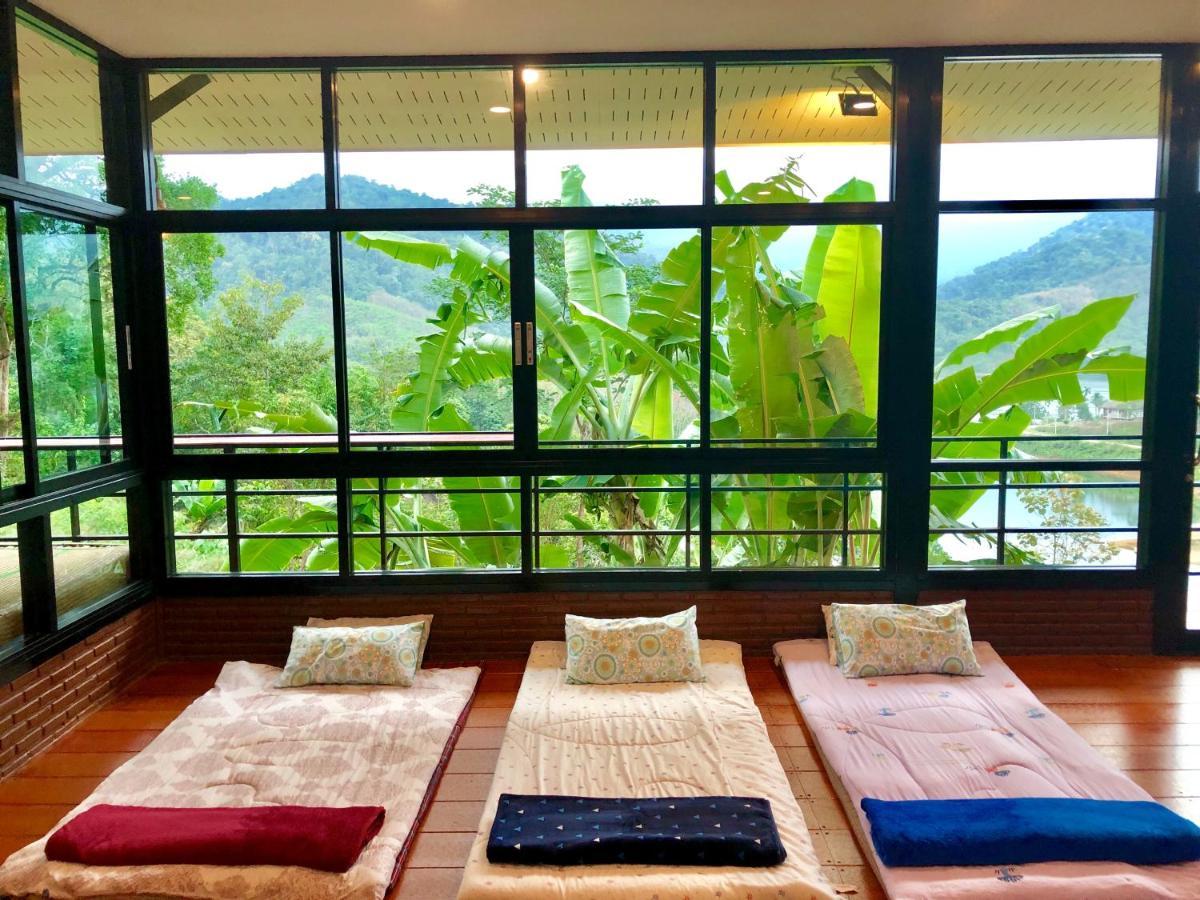 Baanhatsompaen Homestay Ranong Eksteriør billede