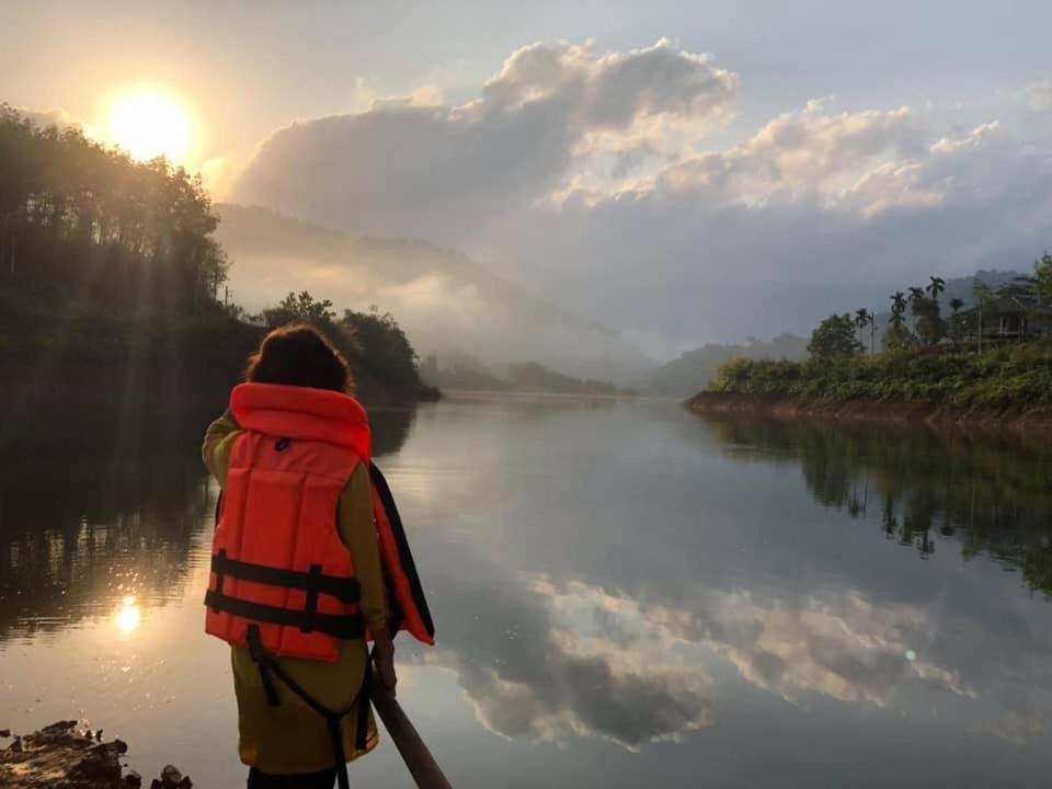Baanhatsompaen Homestay Ranong Eksteriør billede