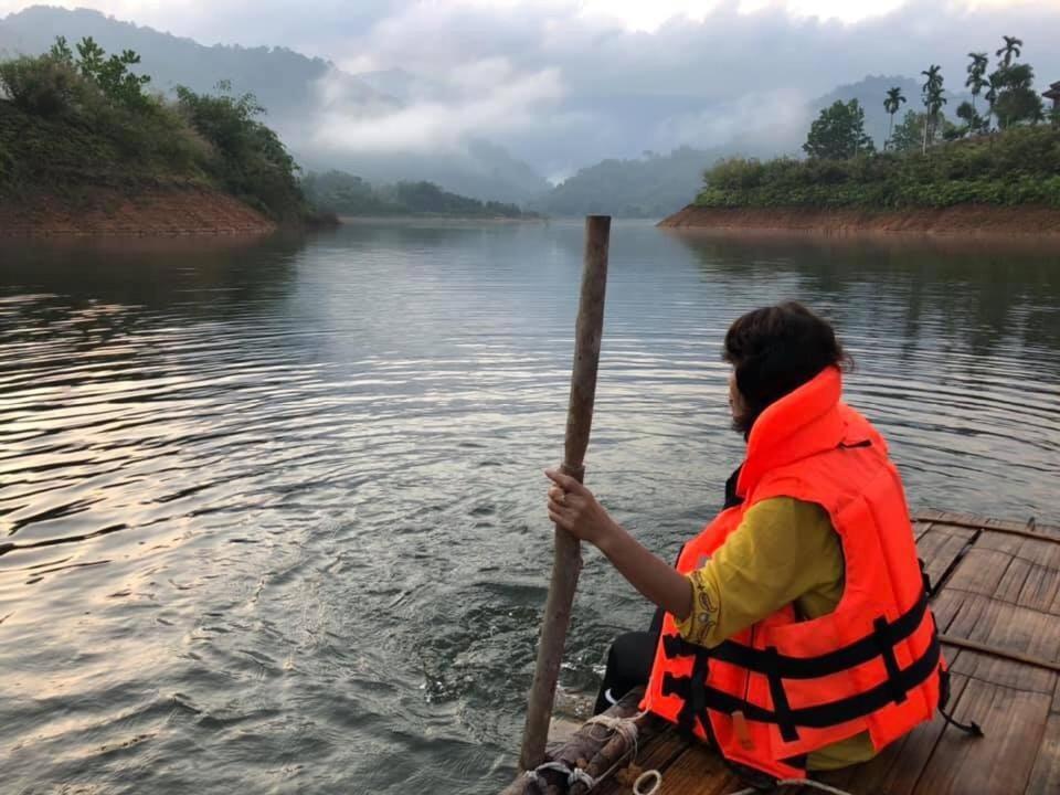 Baanhatsompaen Homestay Ranong Eksteriør billede