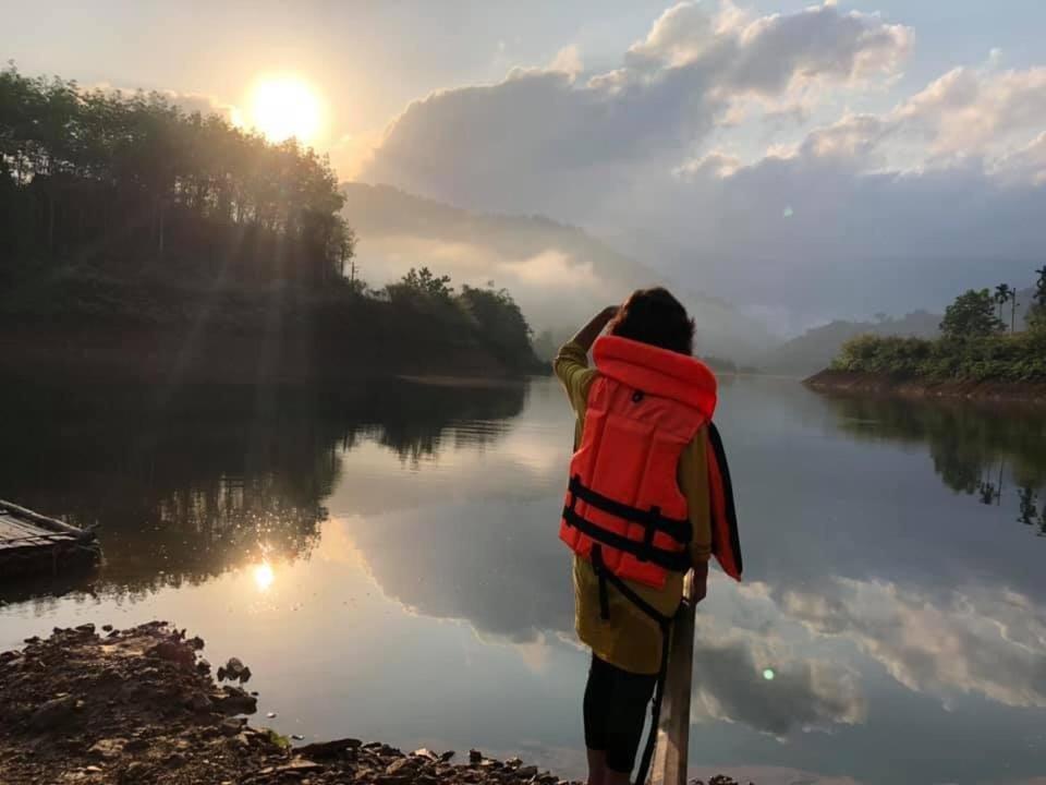 Baanhatsompaen Homestay Ranong Eksteriør billede