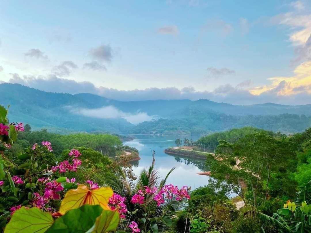 Baanhatsompaen Homestay Ranong Eksteriør billede