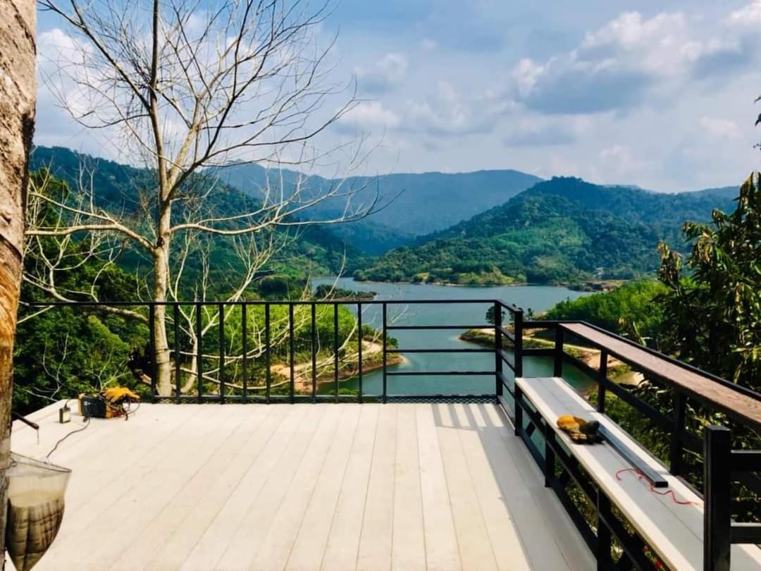 Baanhatsompaen Homestay Ranong Eksteriør billede