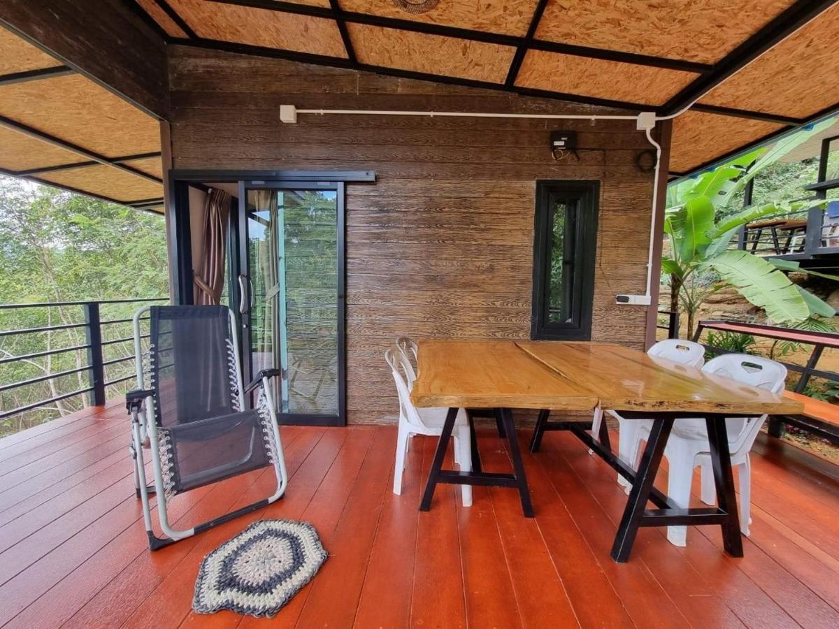 Baanhatsompaen Homestay Ranong Eksteriør billede