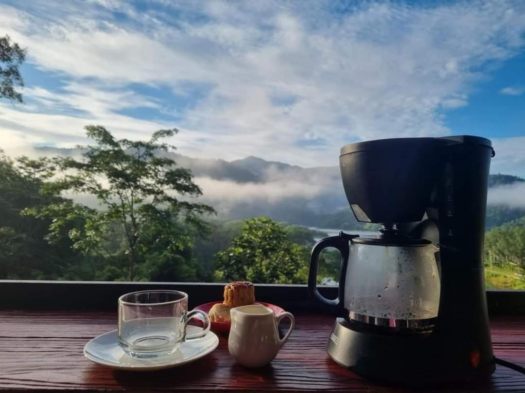 Baanhatsompaen Homestay Ranong Eksteriør billede